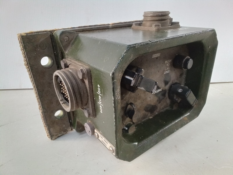 caja control militar metal 2 racal 22x13x21 1u